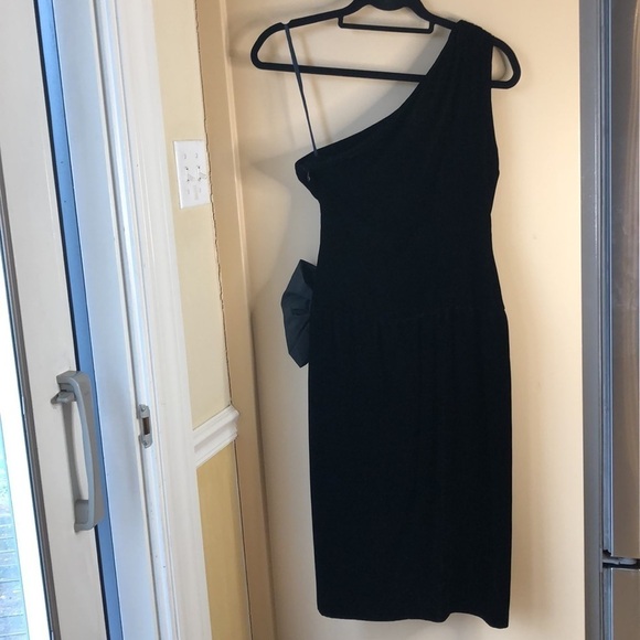 Miss O by Oscar de la Renta Black Velvet One Shoulder Dress Size 4- Stunning! - Picture 5 of 8